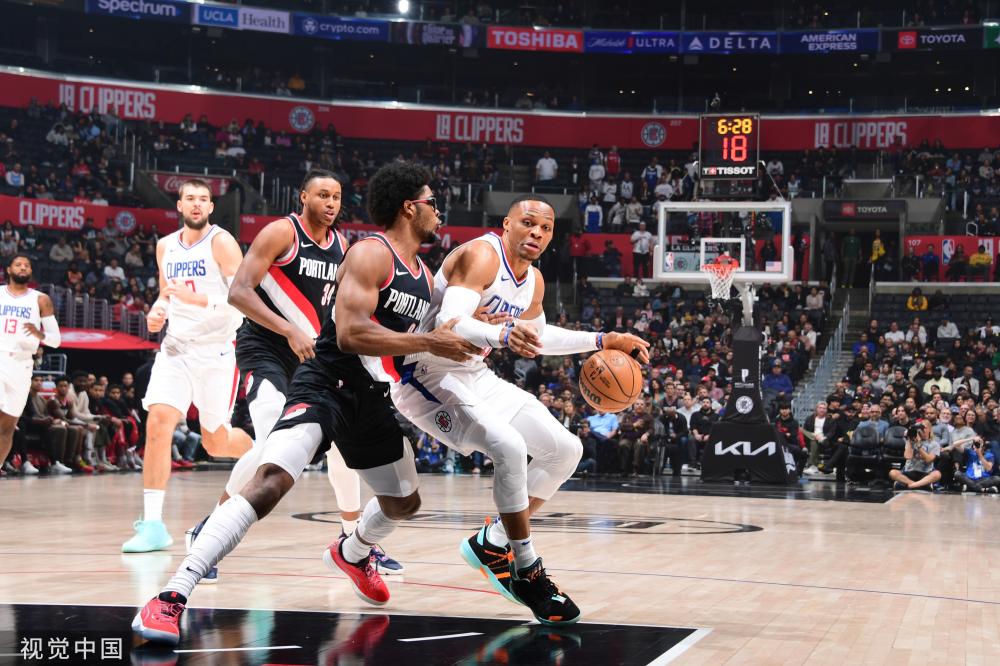 的支持下勇 的支持下勇